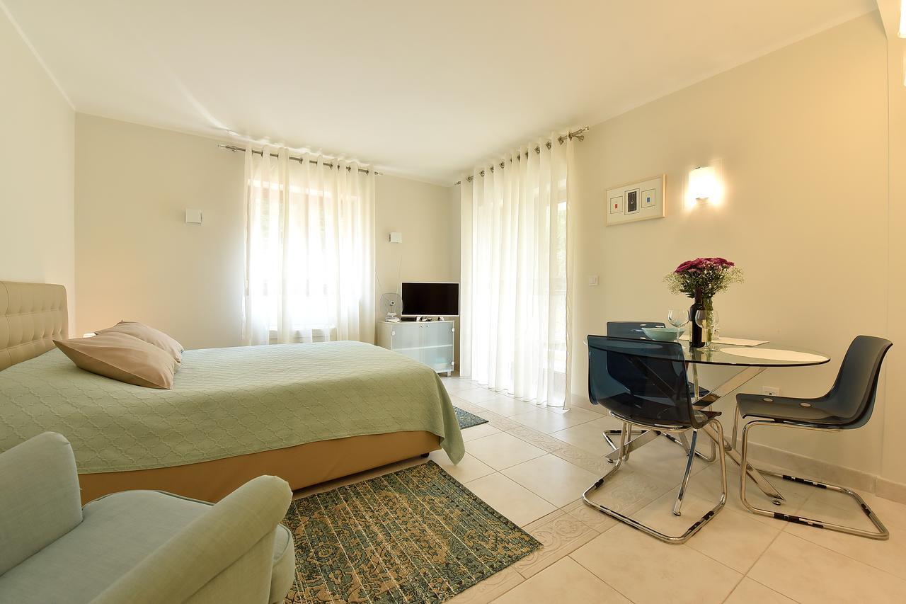Apartment Maniva Kotor Buitenkant foto